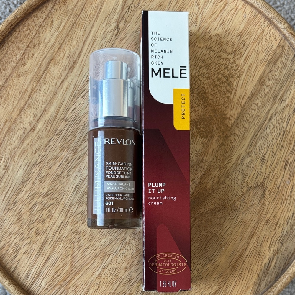 Revlon Skin-Caring Foundation in Soft Nutmeg and Mele Plump It Up Cream Set